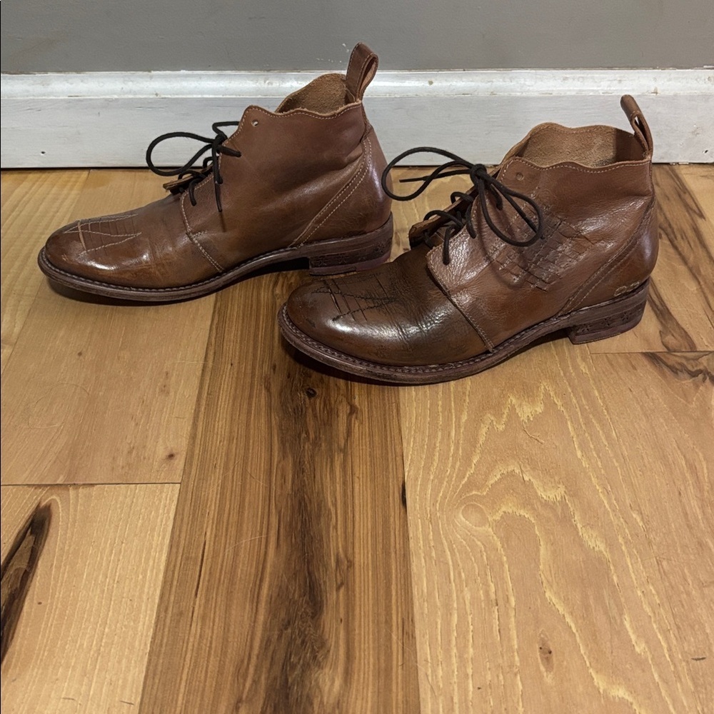 BED STU distressed leather lace up boots